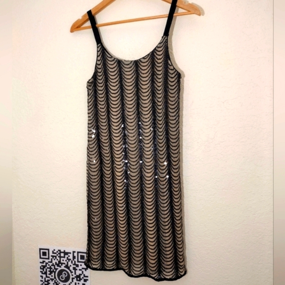 Aqua Sleeveless Nude And Black Sequined Dress - Picture 4 of 8